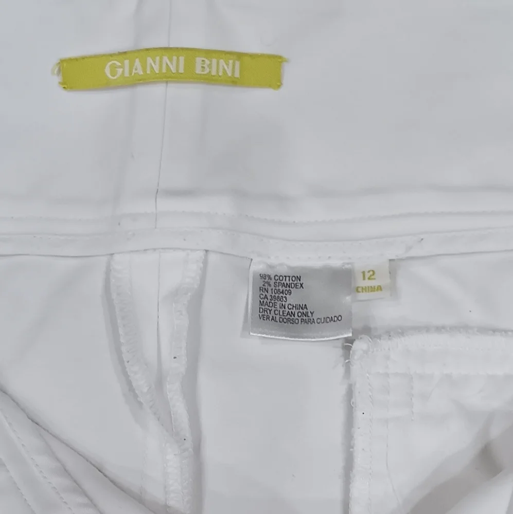 Gianni Bini Modern Fit Shorts Women’s White Mid Rise Casual Sz 12 Cotton Stretch - Picture 7 of 11